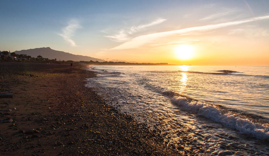 Sechi Aparthotel Marbella - Self Service, With Parking Estepona Exterior photo